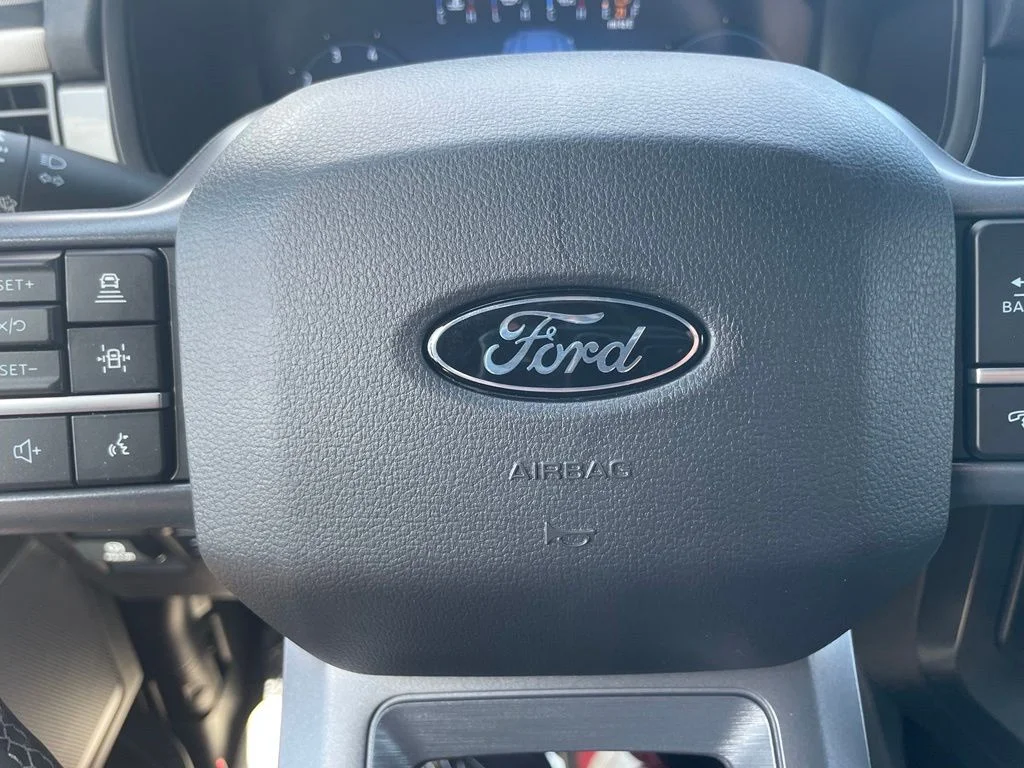 New 2026 Star White Metallic Tri-Coat Ford Lariat® image 16