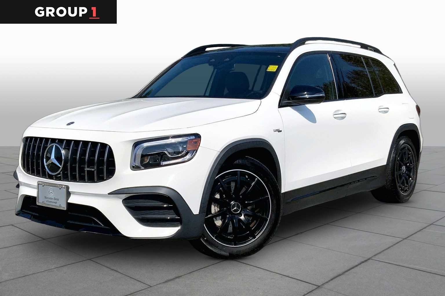 2022 Mercedes-Benz GLB GLB 35 AMG 4MATIC's photo