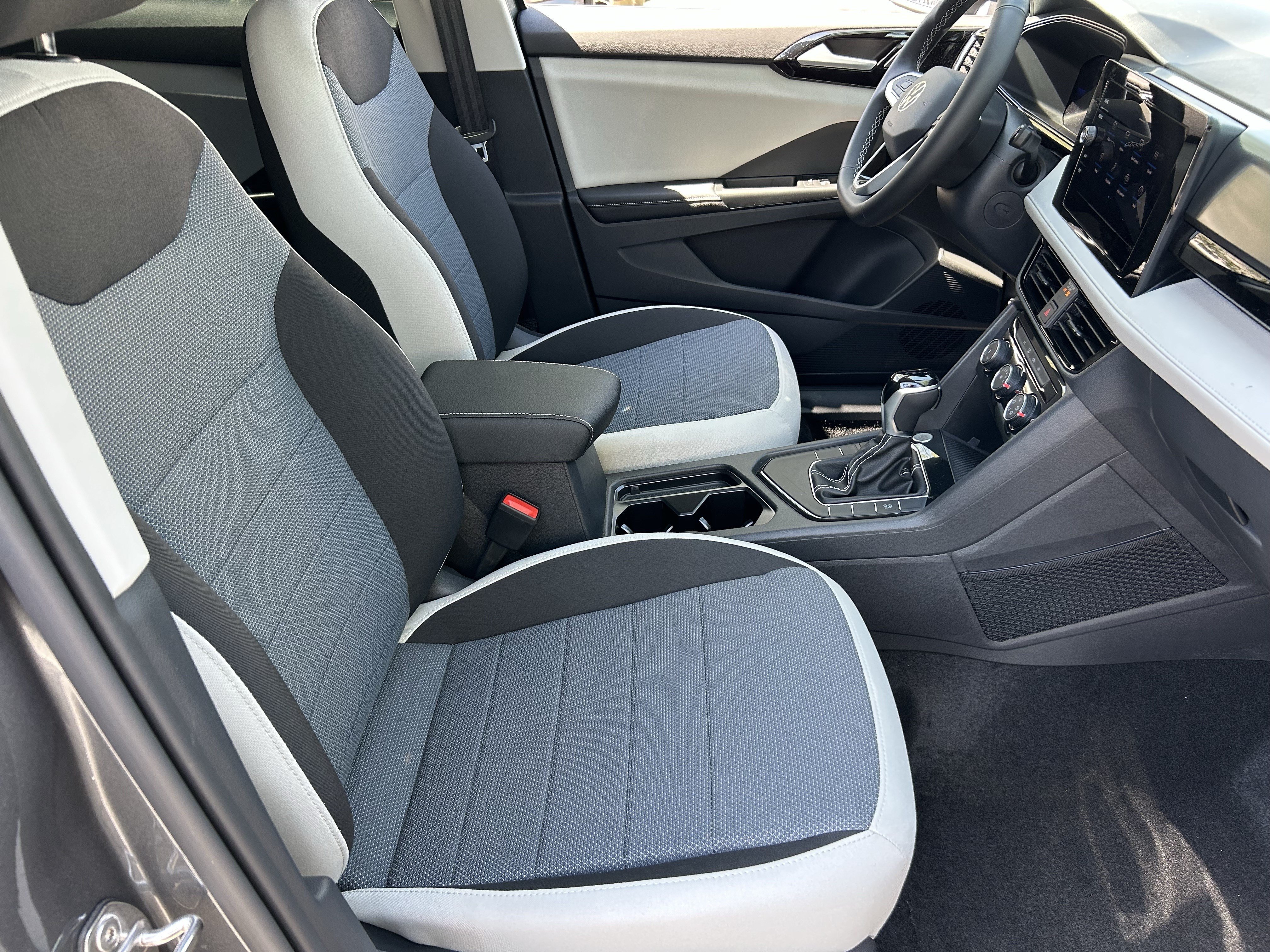 New 2026 Platinum Gray Metallic Volkswagen S image 7