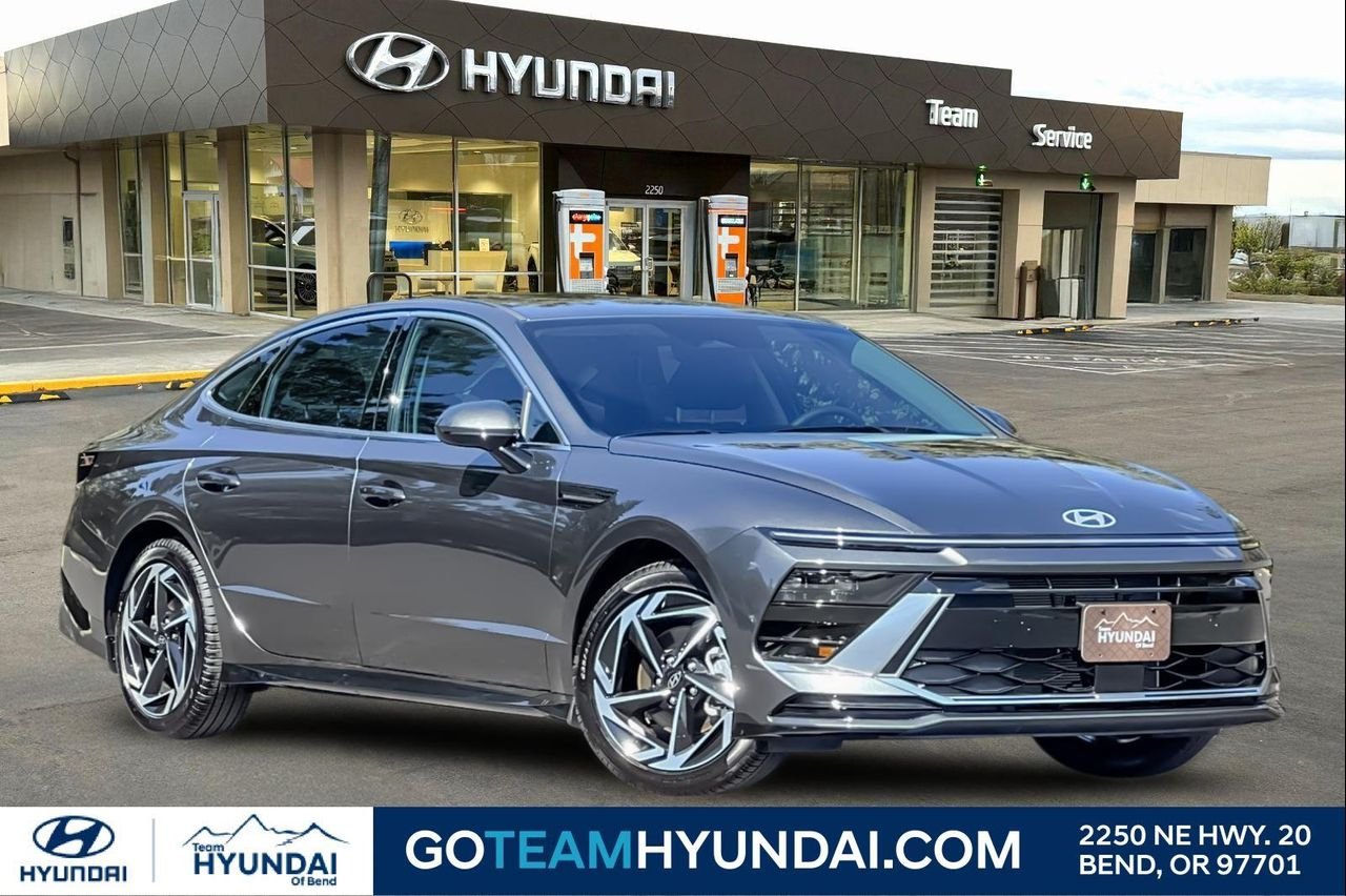2026 Hyundai Sonata SEL AWD's photo