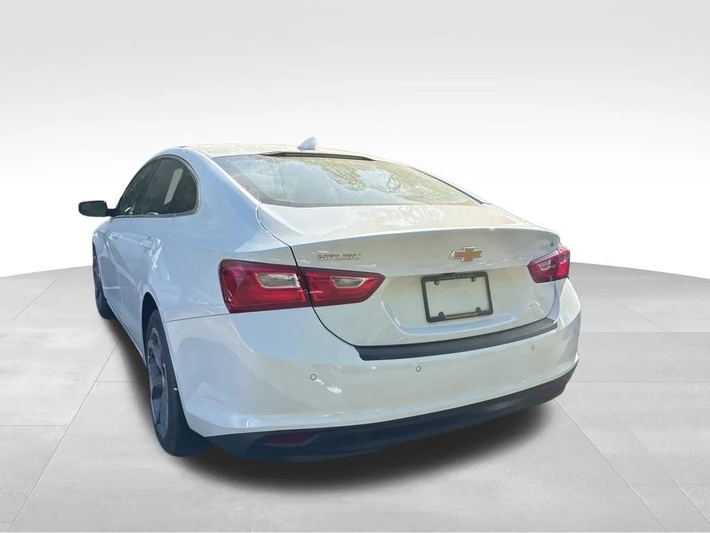 Used 2024 White Chevrolet LT image 15