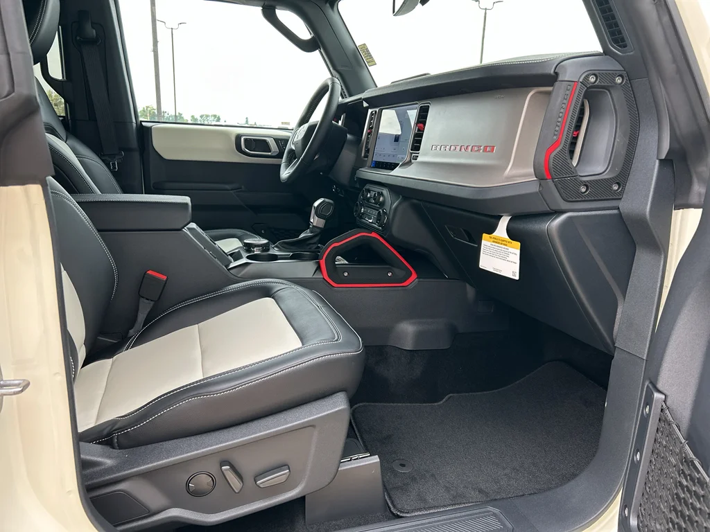 New 2026 Wimbledon White Ford Outer Banks® image 18