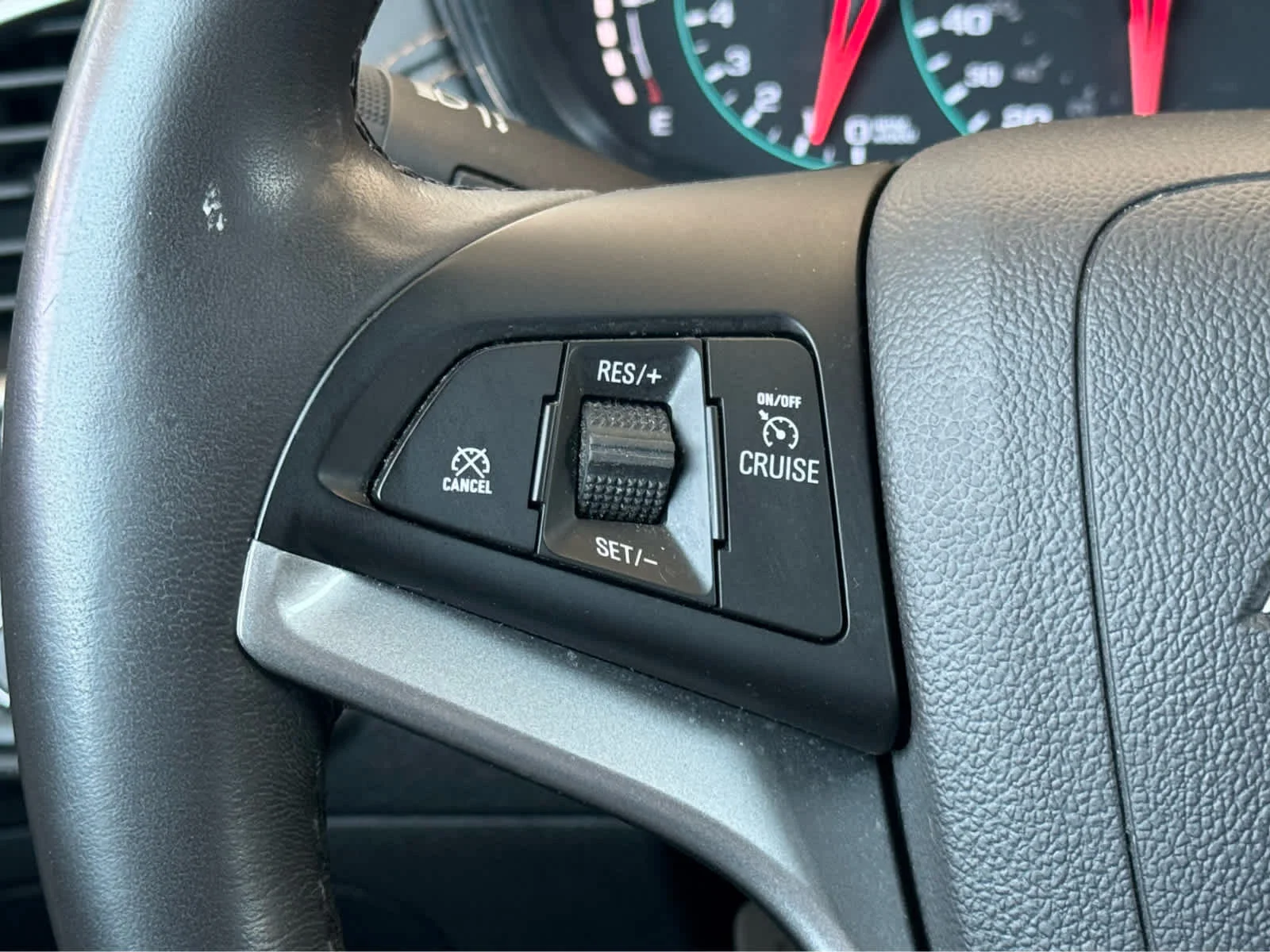 Certified Used 2020 MOSAIC BLACK METALLIC Chevrolet LT image 18