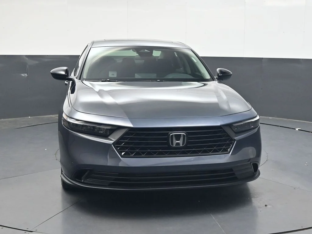 New 2026 Meteorite Gray Metallic Honda SE image 9