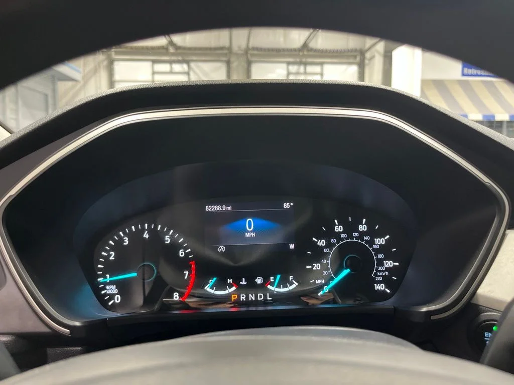 Used 2022 Gray Metallic Ford SE image 17