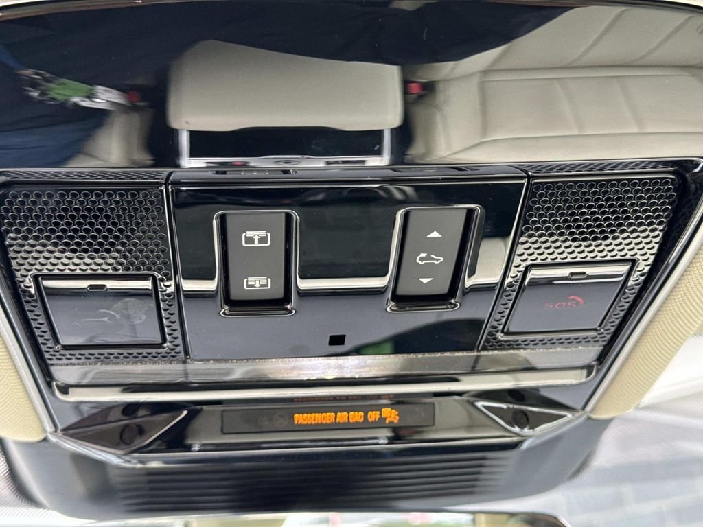 2023 Land Rover Range Rover SE - Photo 22