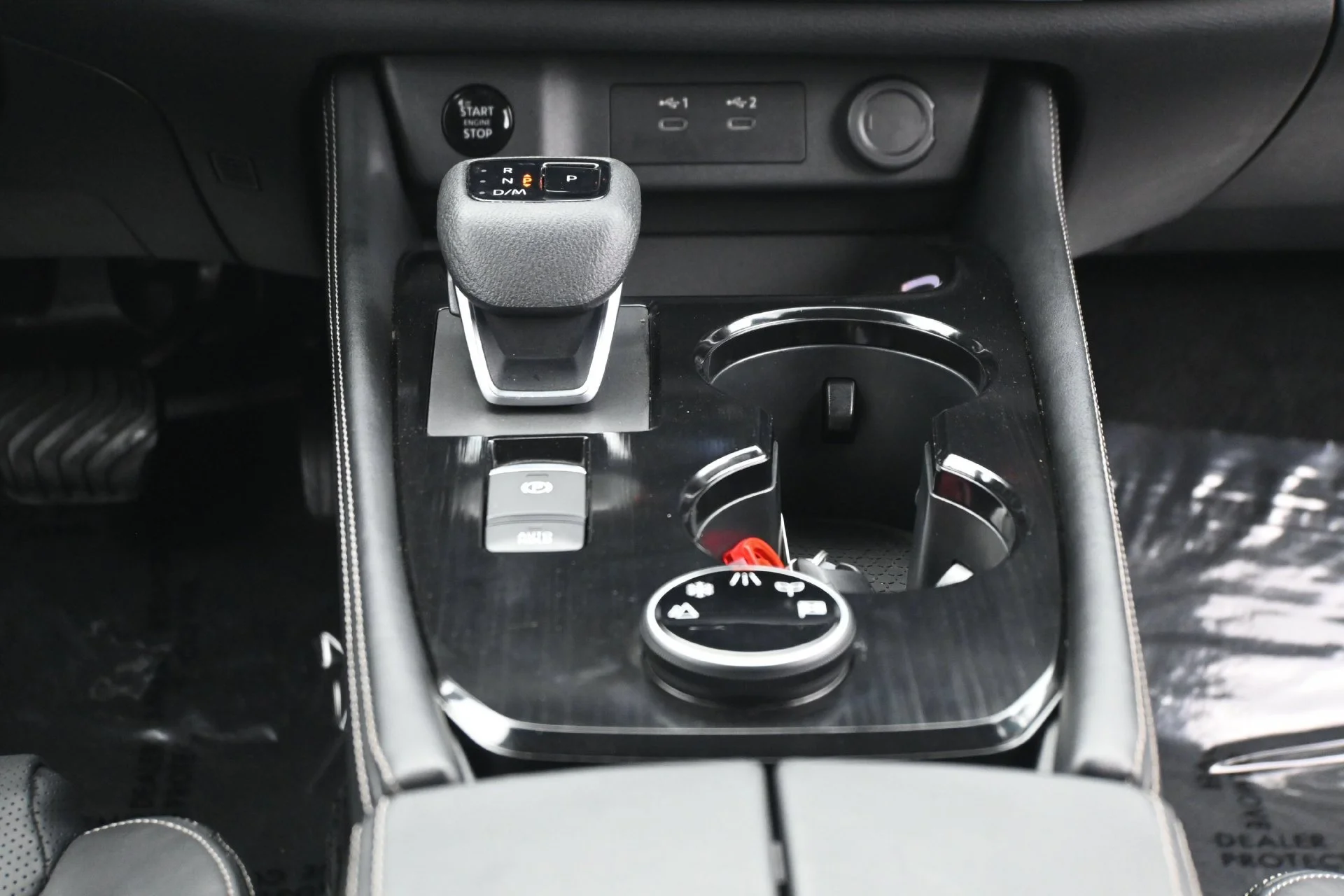 Used 2026 Deep Ocean Blue Pearl Nissan Platinum image 22