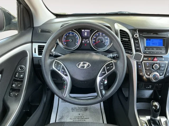 Used 2016 Black Hyundai Base image 8