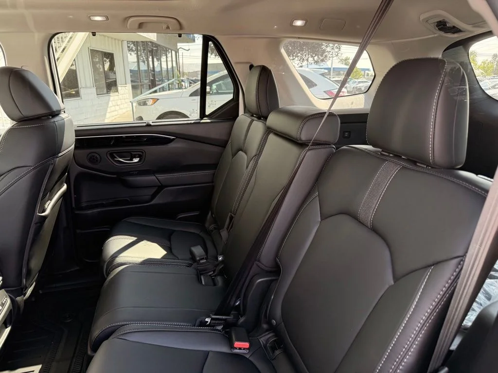 2025 Honda Pilot Touring - Photo 16