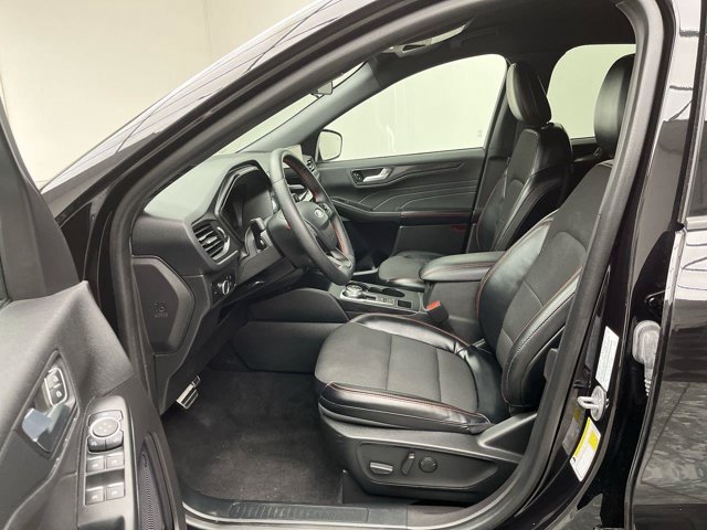 Used 2023 Agate Black Ford ST-Line image 11