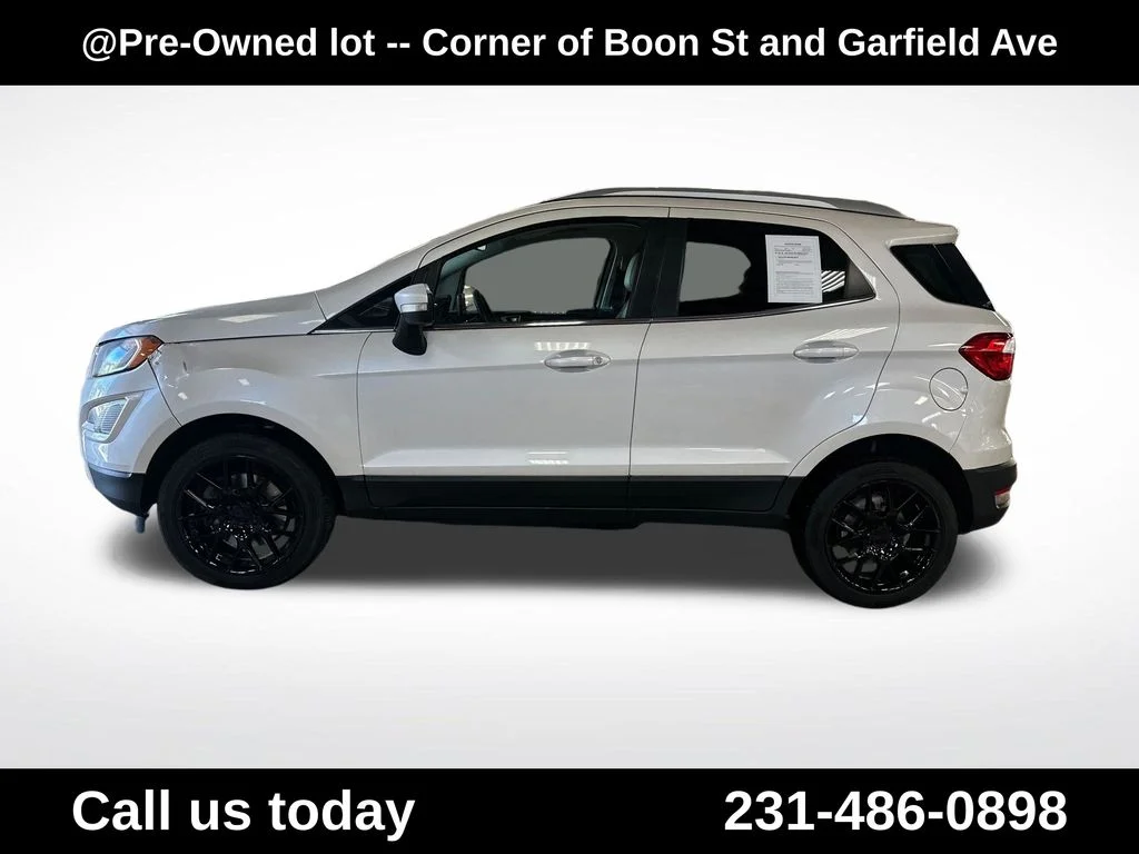 Used 2018 White Ford Titanium image 2