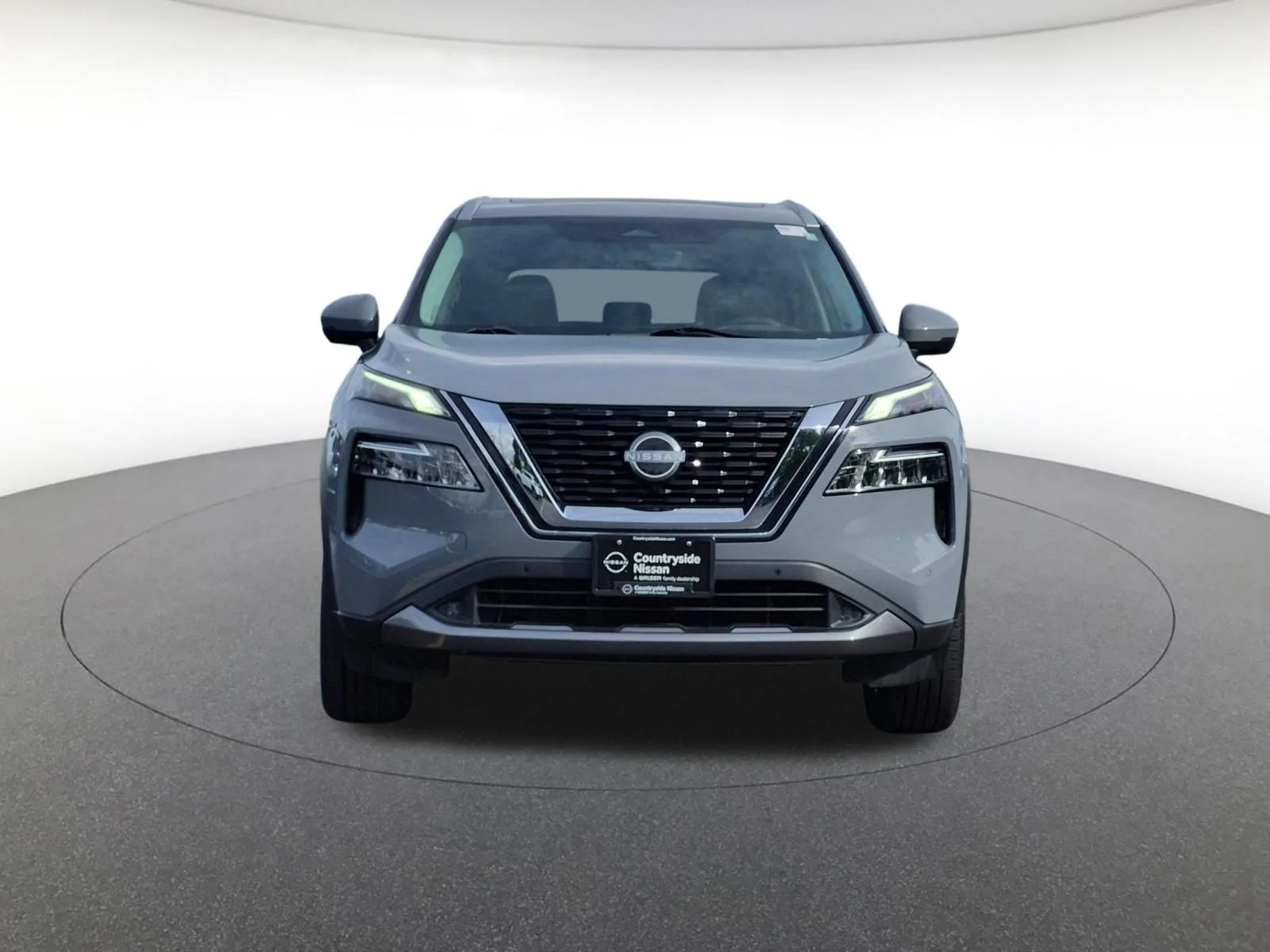 Used 2022 Boulder Gray Pearl Nissan SL image 2