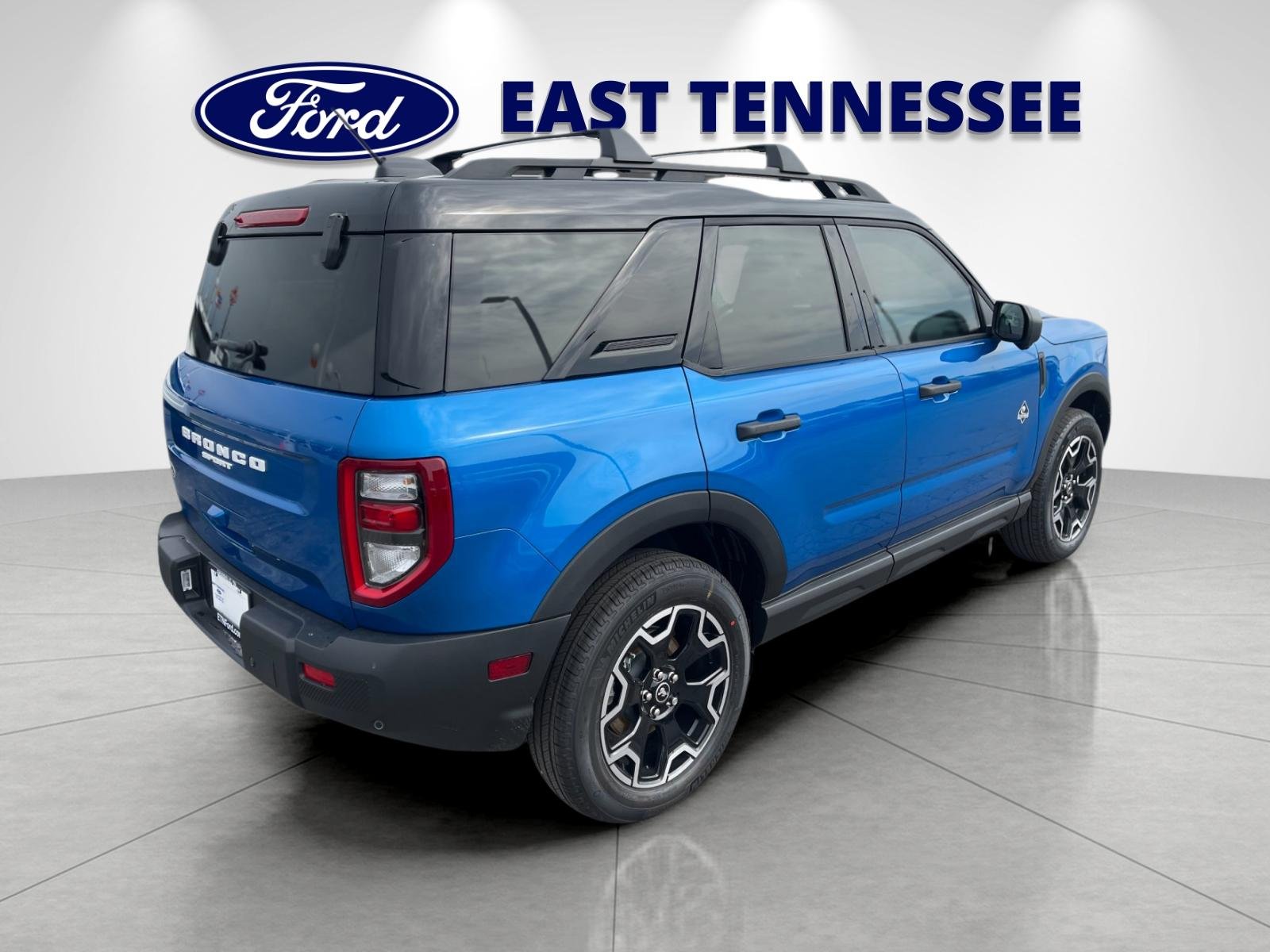 New 2026 Velocity Blue Metallic Ford Outer Banks® image 3