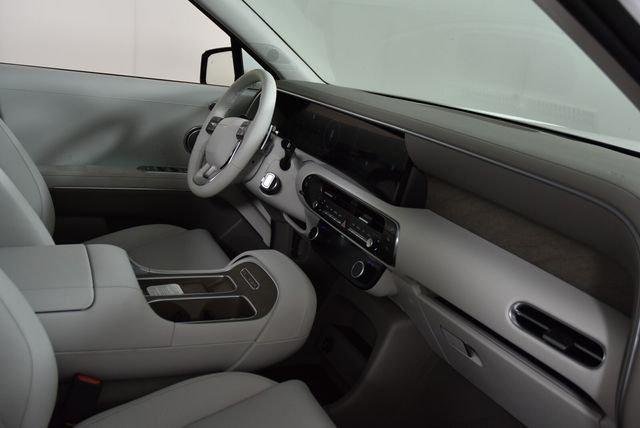 New 2026 White Hyundai SEL Premium 7P image 67