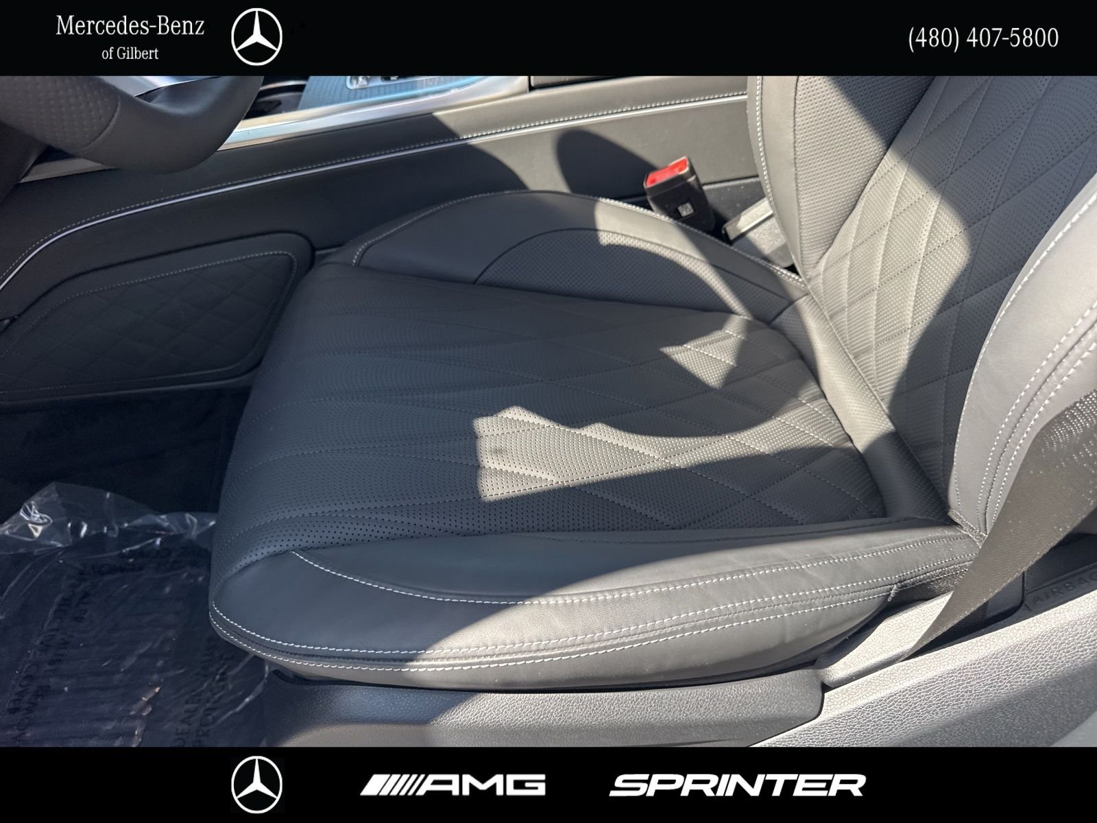 New 2025 MANUFAKTUR Desert Sand non-metallic Mercedes-Benz G 580 image 16