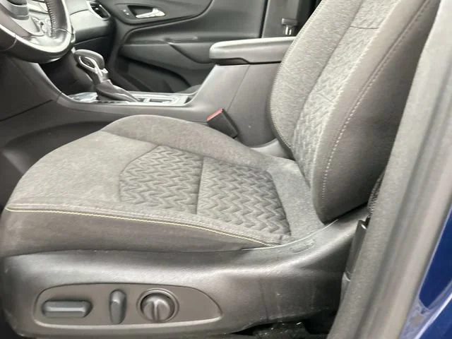 Used 2022 Blue Glow Metallic Chevrolet LT image 20