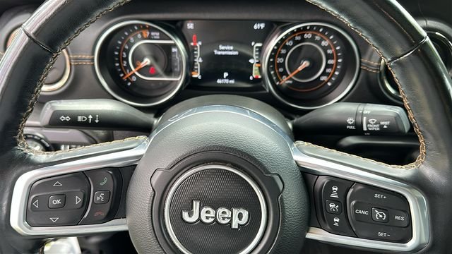 Used 2022 White Jeep Overland image 11