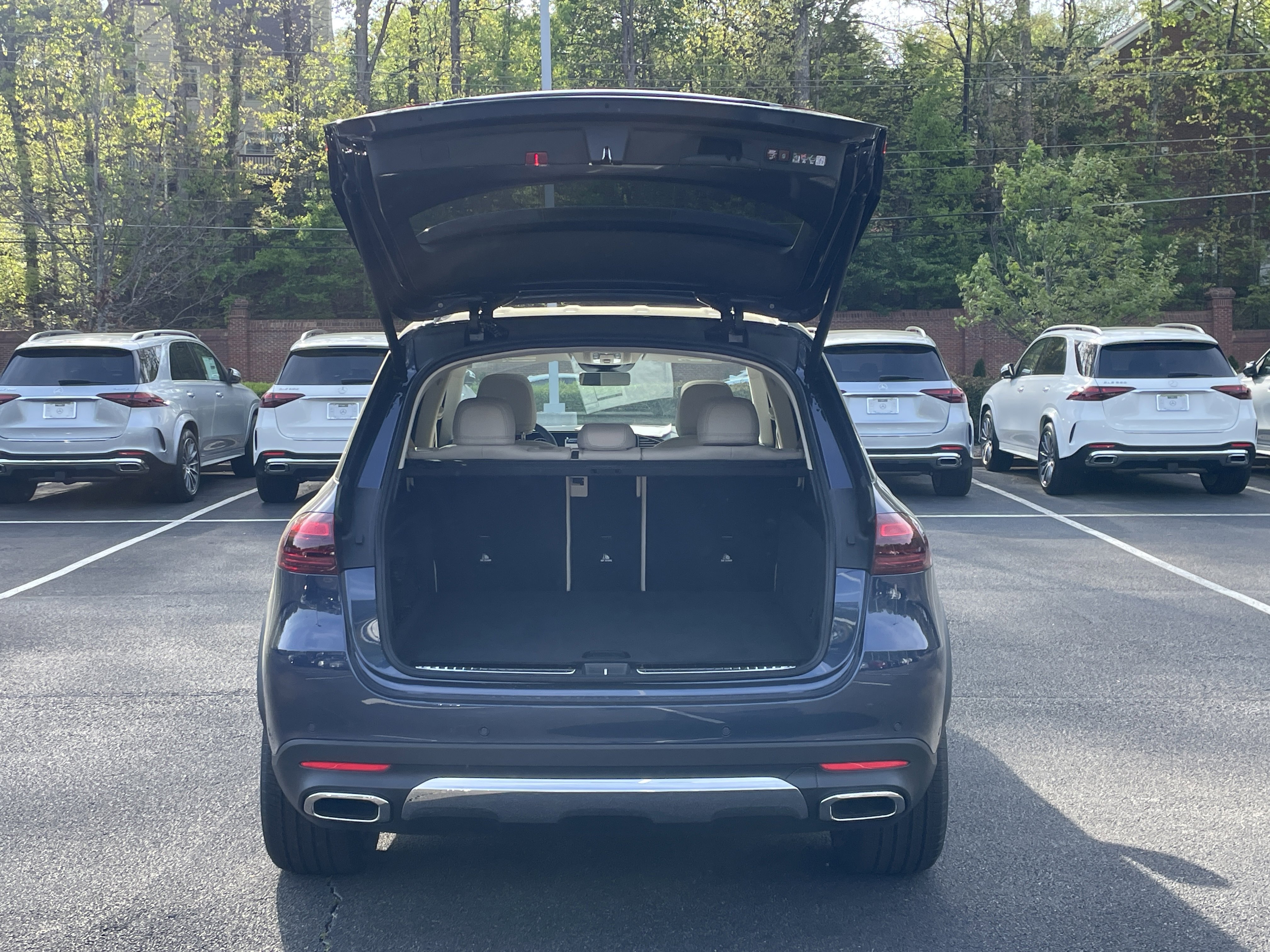 New 2026 Twilight Blue Metallic Mercedes-Benz GLE 350 4MATIC® SUV image 8