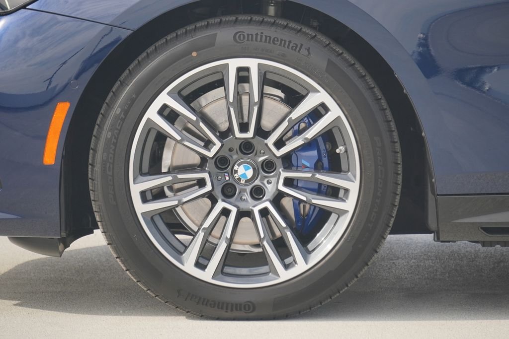Used 2026 Tanzanite Blue II Met BMW 530i image 5