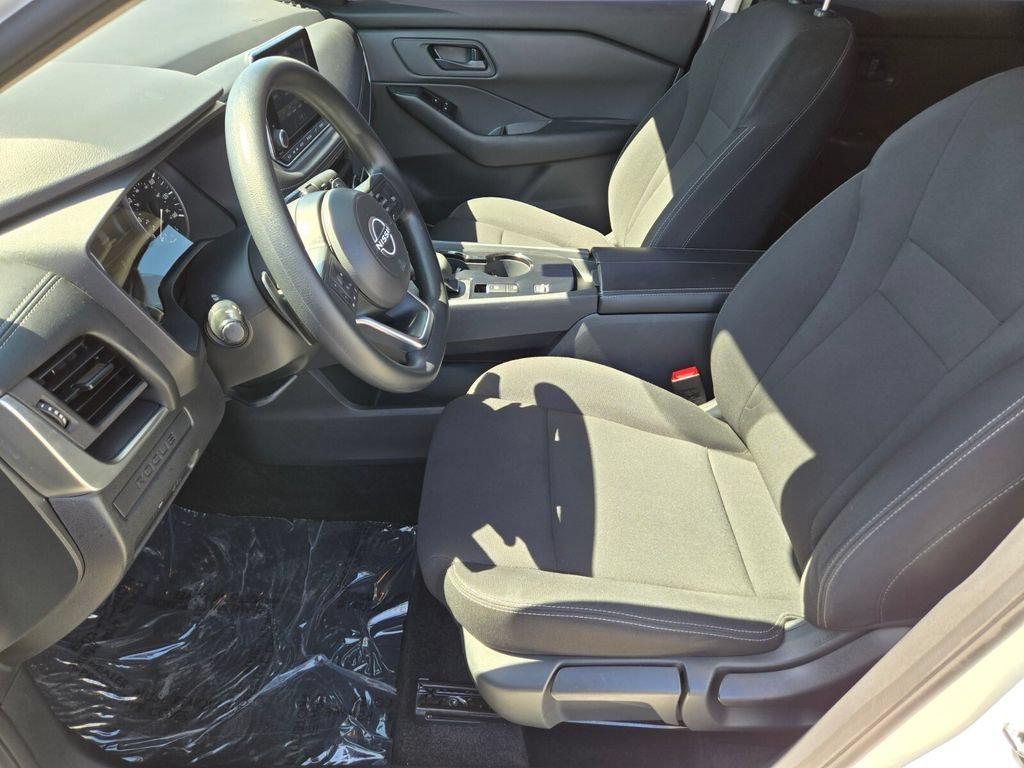 Used 2024 Glacier White Nissan S image 14