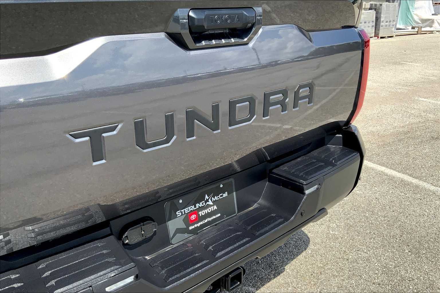 Used 2022 Magnetic Gray Metallic Toyota SR5 image 10