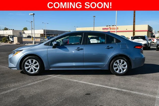 Used 2023  Toyota LE image 2