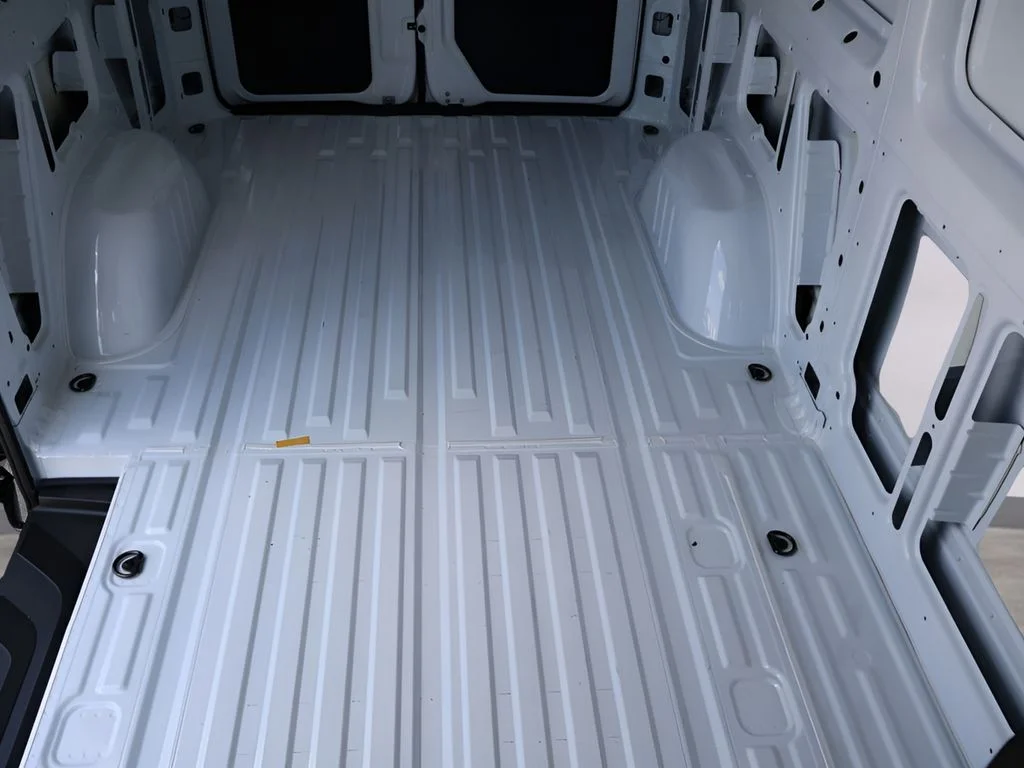 New 2025 Arctic+White Mercedes-Benz Cargo 144 WB image 16