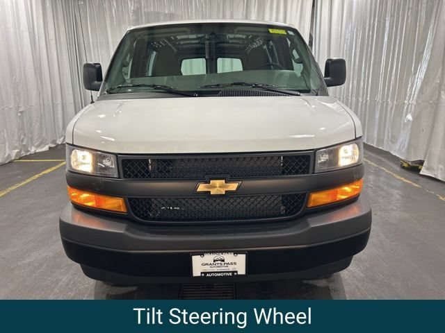 2026 Chevrolet Express Cargo Work Van - Photo 7