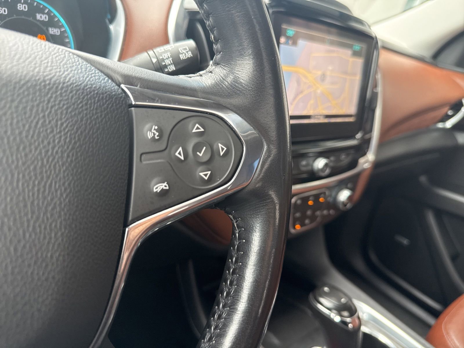 Used 2019 Mosaic Black Metallic Chevrolet High Country image 38