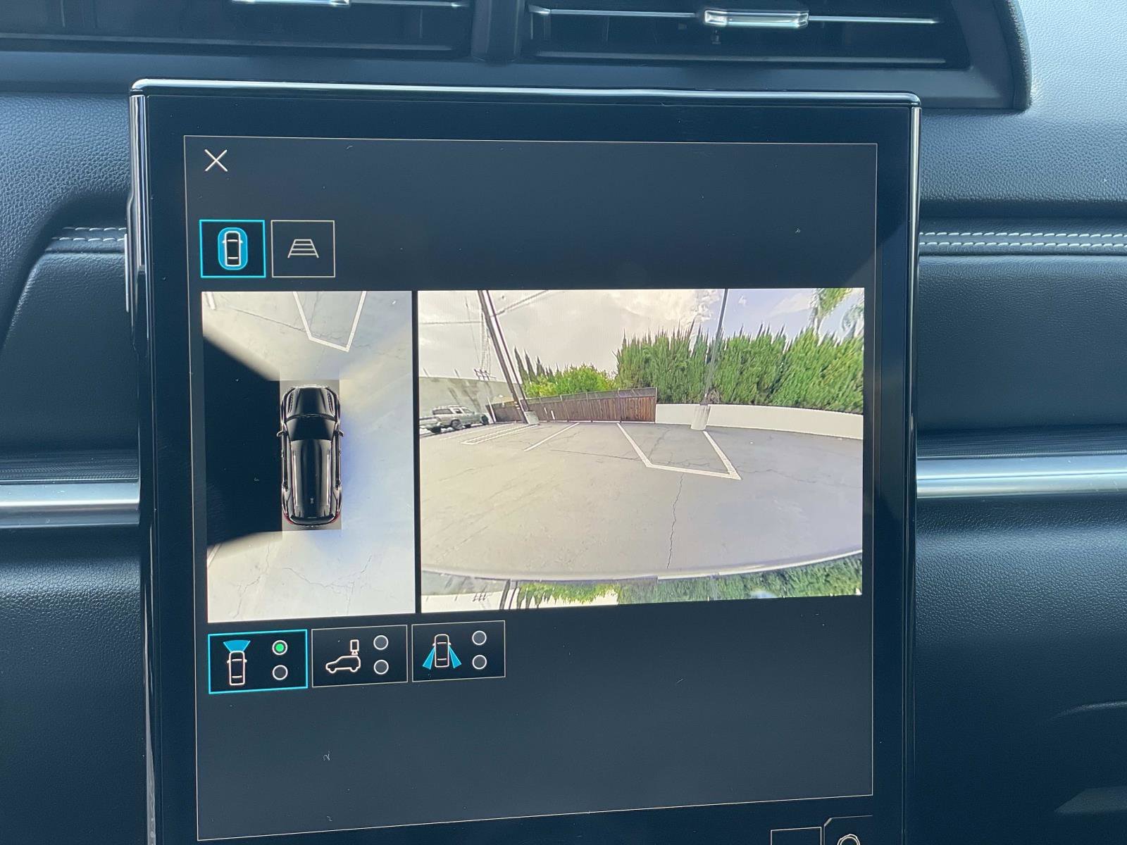 Used 2025 Rapids Metallic GMC Elevation image 14
