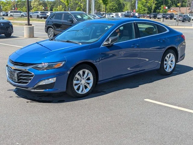 Used 2023 Blue Chevrolet LT image 8