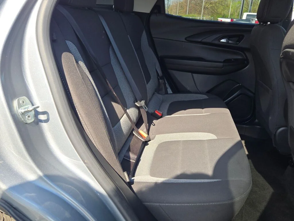 Used 2023 Gray Chevrolet LT image 9