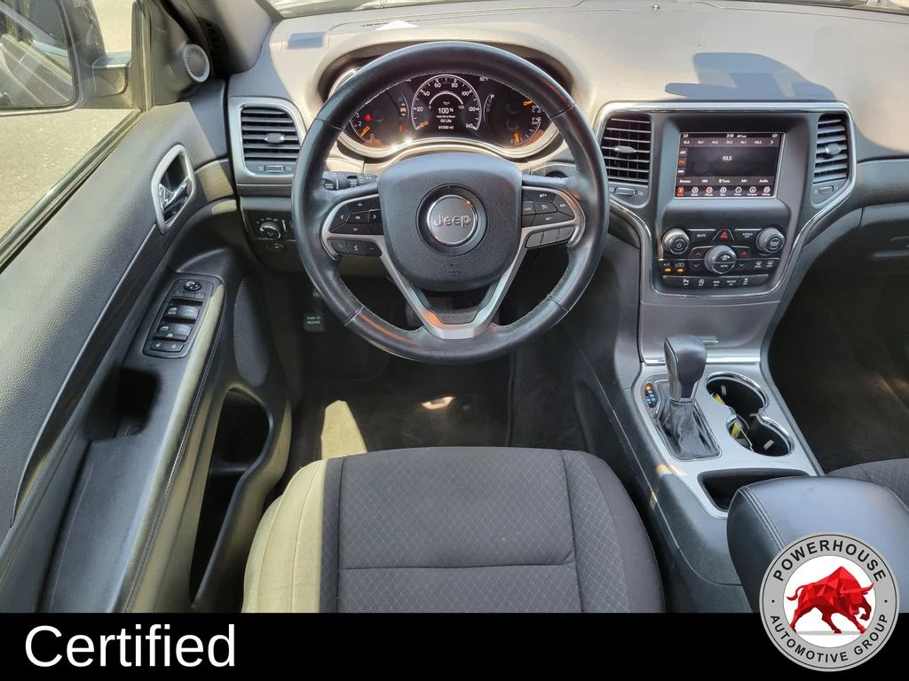 Used 2018 Gray Jeep Laredo E image 18