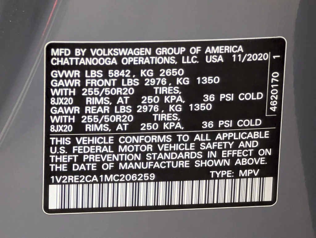 Certified Used 2021 Pure Gray Volkswagen 3.6L V6 SE w/Technology R-Line image 24