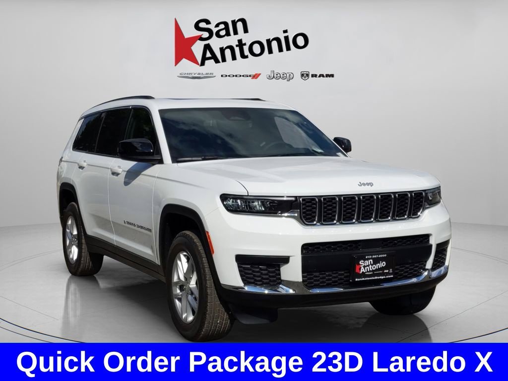New 2025 Bright White Clear-Coat Exterior Paint Jeep Laredo image 3