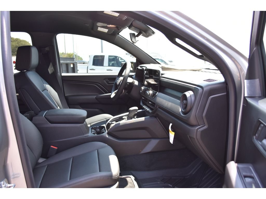 2025 Chevrolet Colorado Trail Boss - Photo 16
