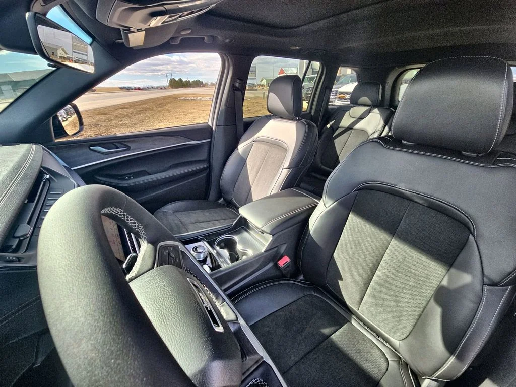 New 2026 Gray Jeep Altitude image 14