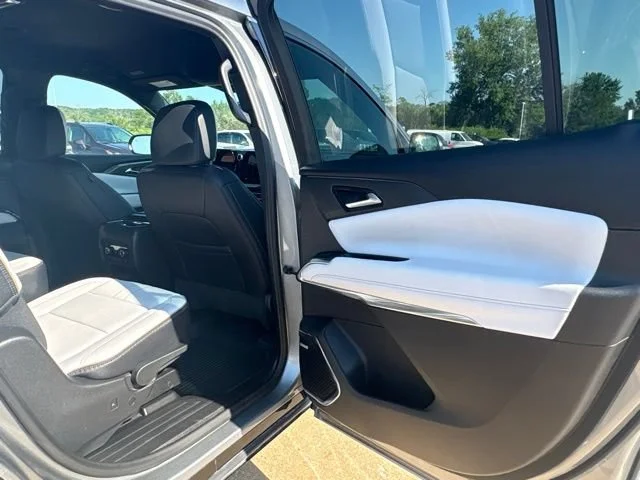 2026 Chevrolet Traverse High Country - Photo 38