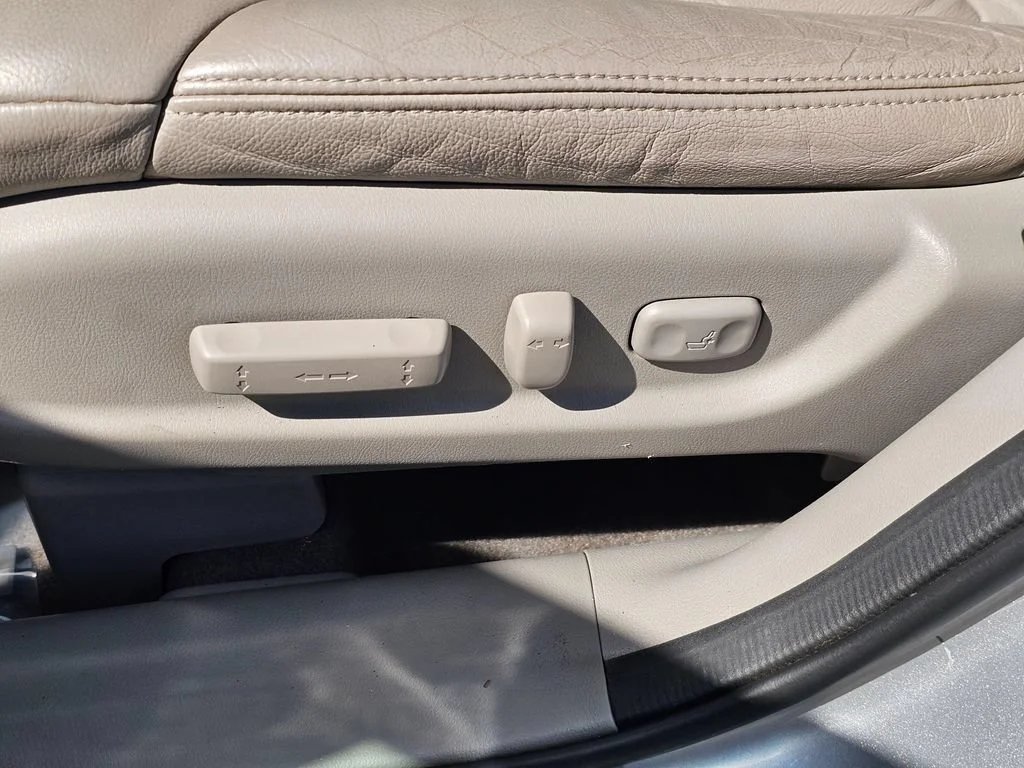 Used 2014  Honda EX-L image 23