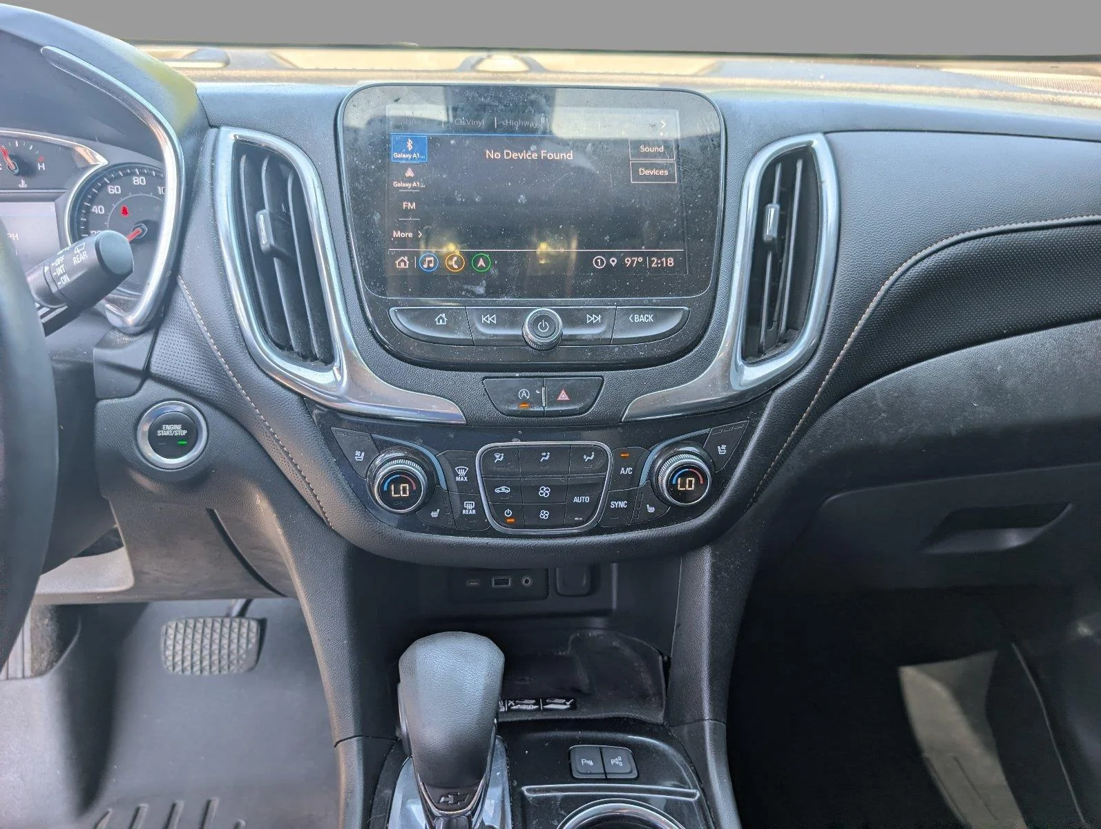 Used 2022 Iron Gray Metallic Chevrolet Premier image 17