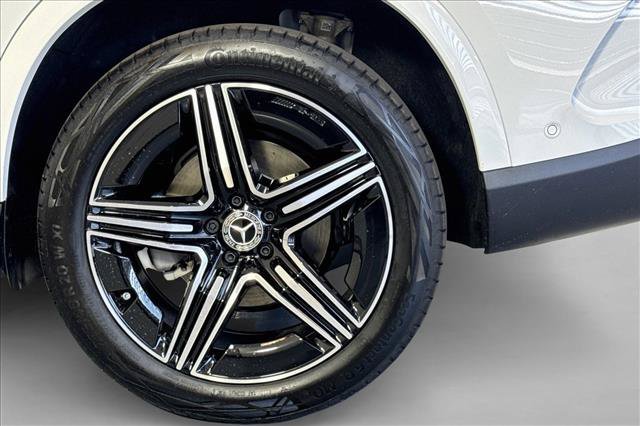 New 2026 Polar White Mercedes-Benz GLC 300 image 59
