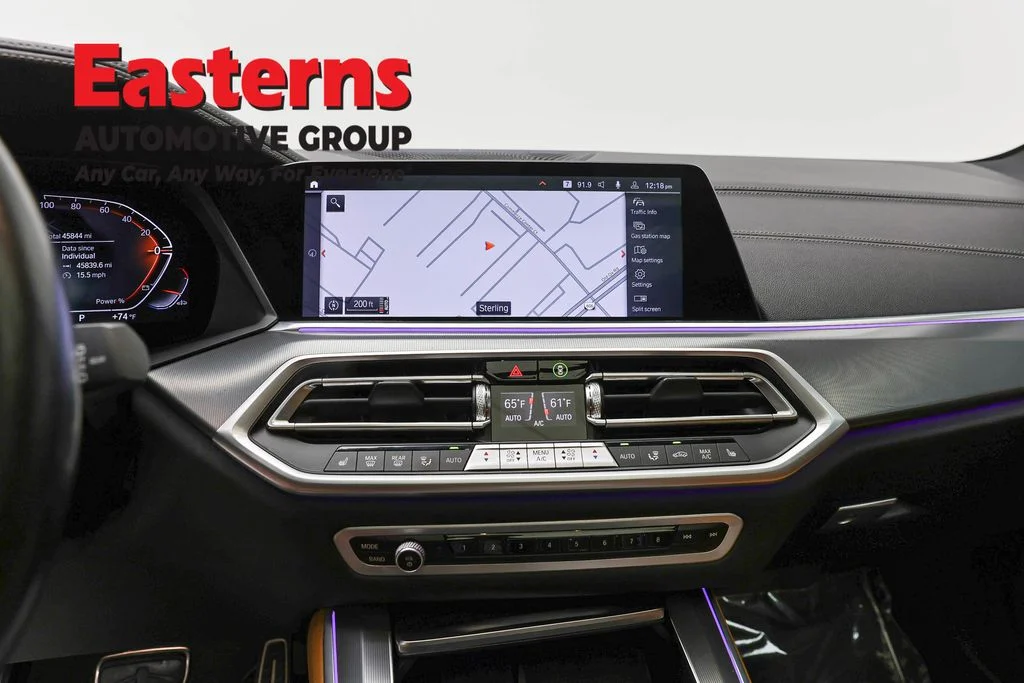 Used 2023 White BMW xDrive40i image 12