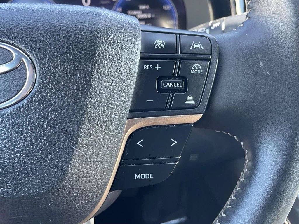 Used 2026 White Toyota XLE image 29