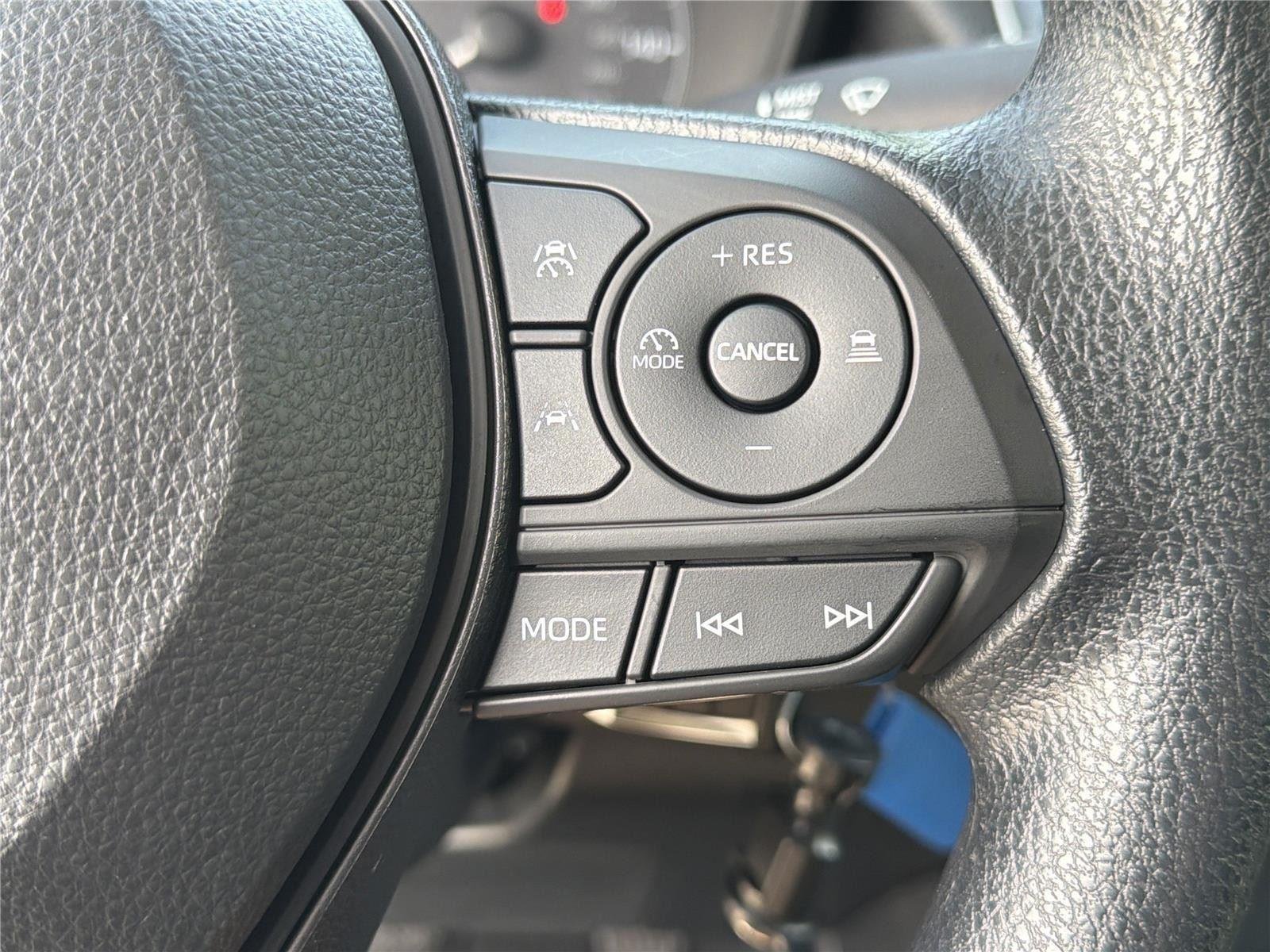 Used 2023 Ice Cap Toyota LE image 22