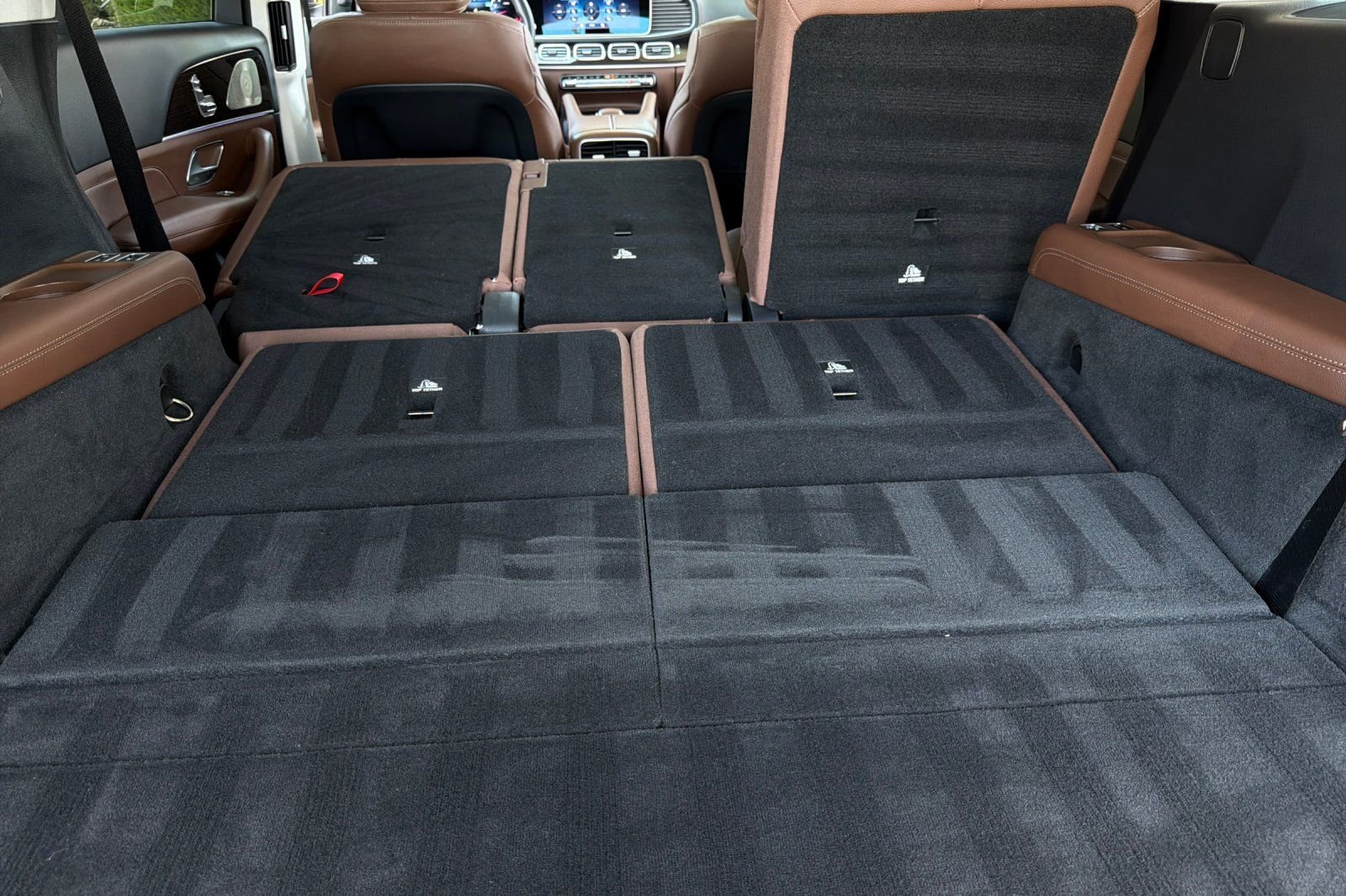 Certified Used 2026 Black Mercedes-Benz GLS 450 image 39