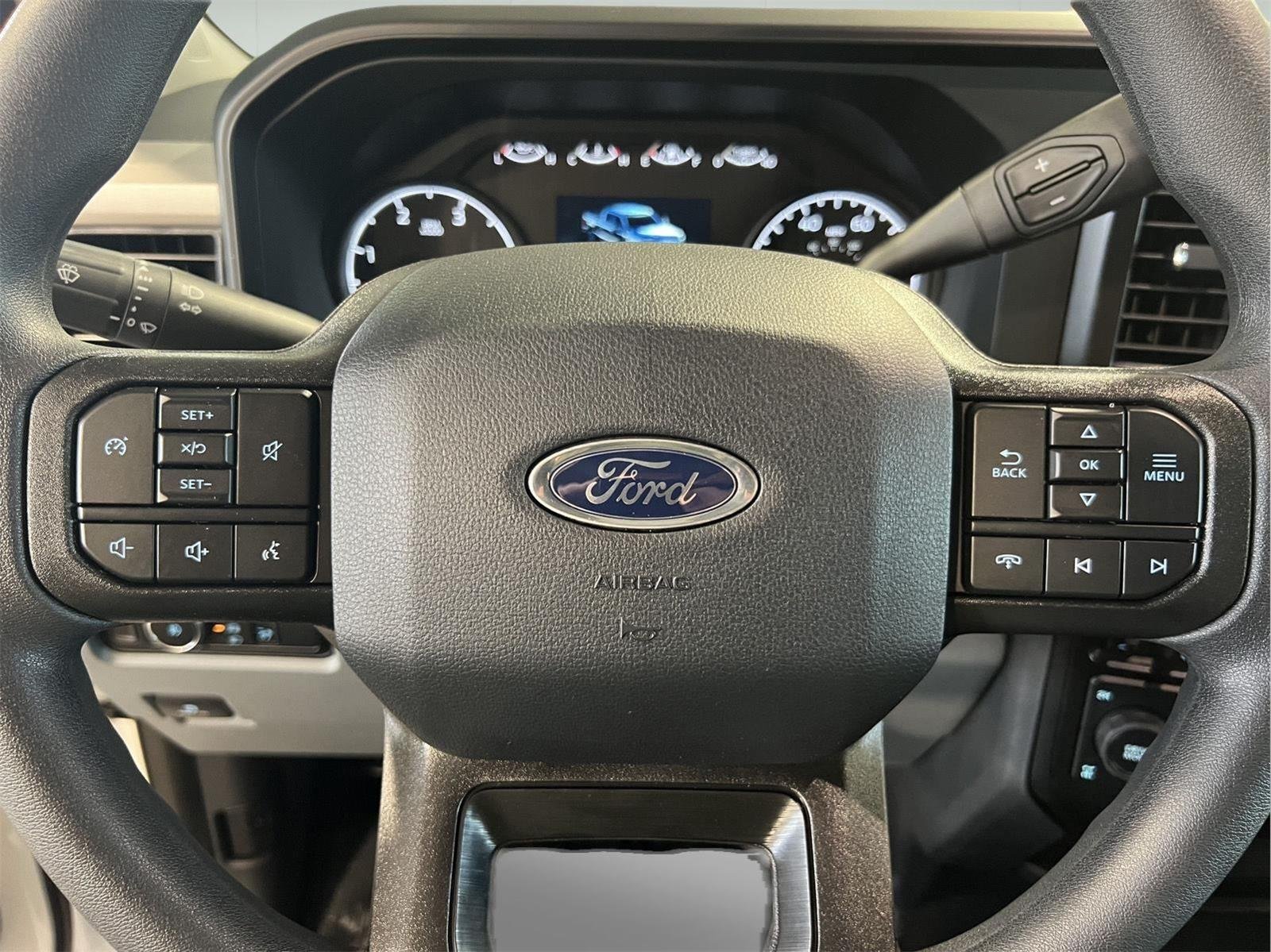 New 2026 Oxford White Ford XL image 23