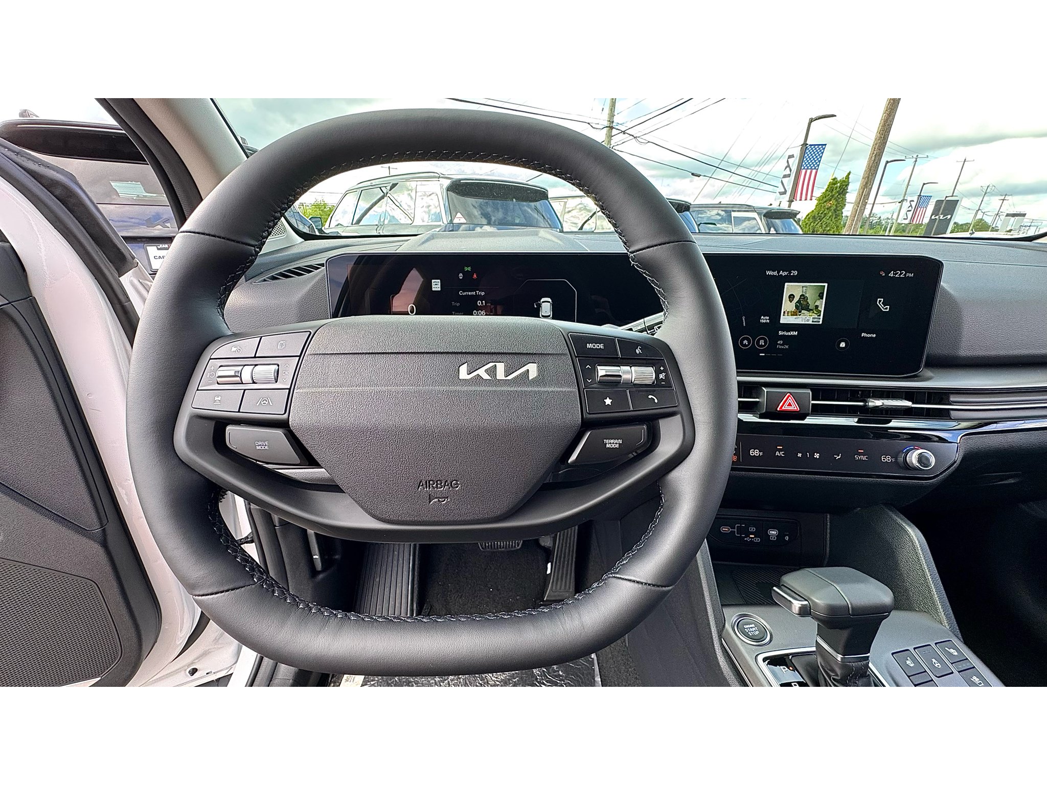 New 2027 Glacial White Pearl Kia SX Prestige image 11