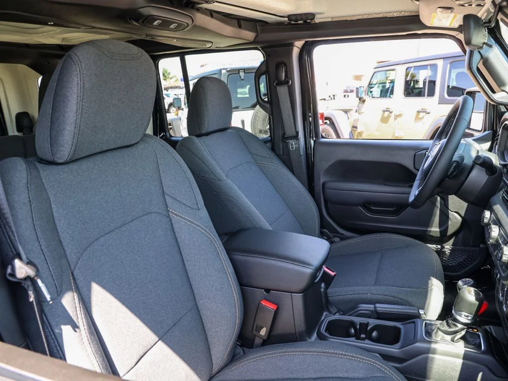 New 2026 Black Clear-Coat Exterior Paint Jeep Sport S image 26