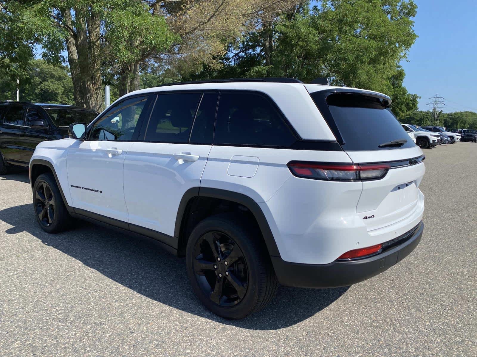 Certified Used 2023 Bright White Clearcoat Jeep Altitude image 7