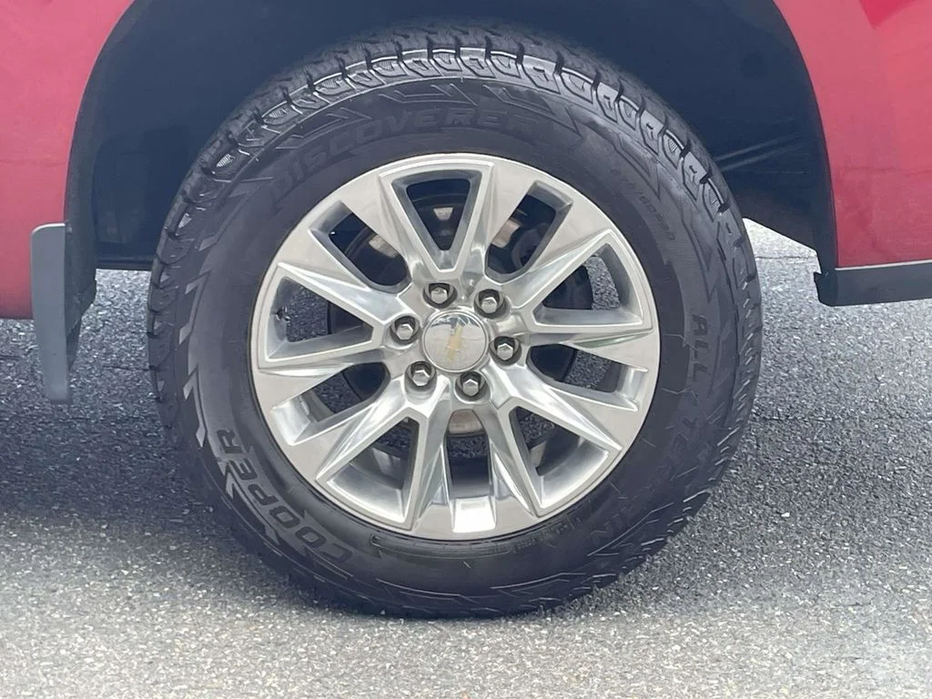 Used 2022 Red Chevrolet LTZ image 11
